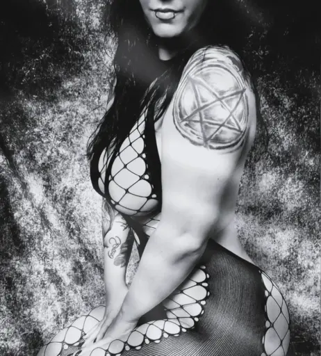 Image 640971 from Skelli