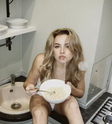 Image 654286 from Nikly