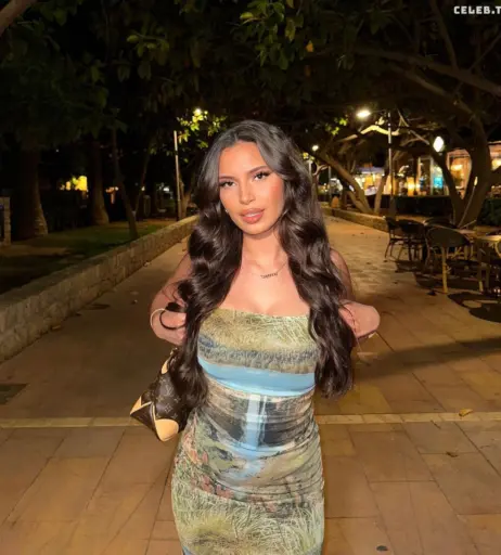 Image 653650 from Alisa Cayenne