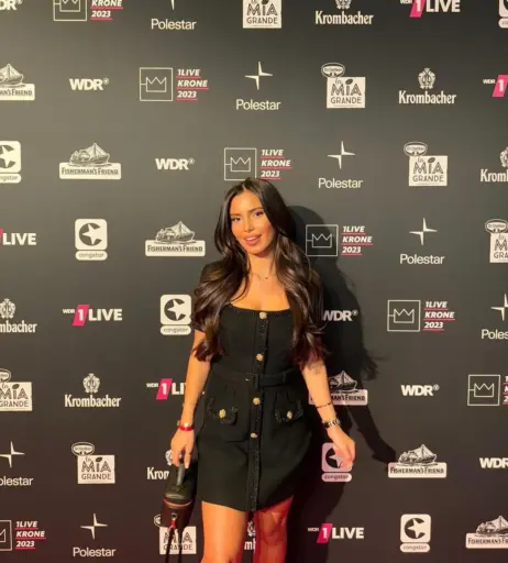 Image 653836 from Alisa Cayenne