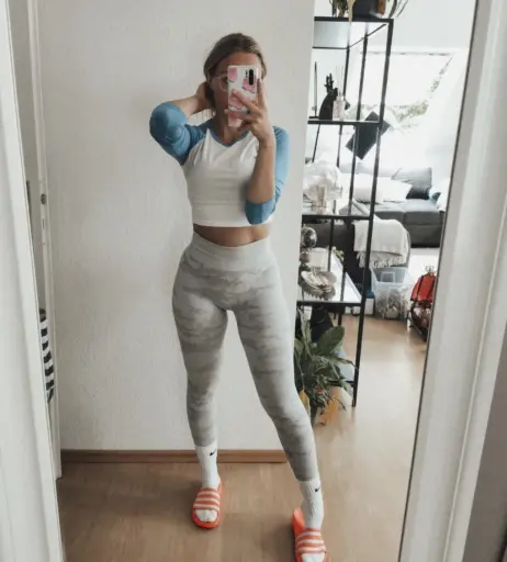 Image 651975 from Antonja.sa