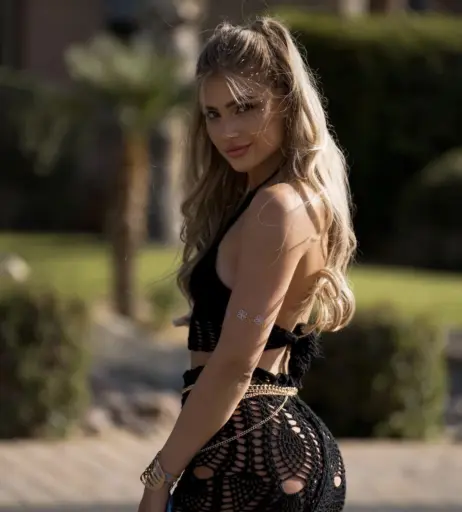 Image 650442 from Anna von Klinski