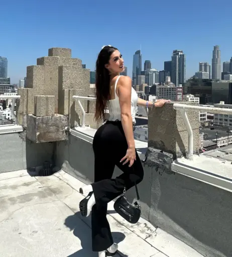 Image 667399 from Gibson Sisters