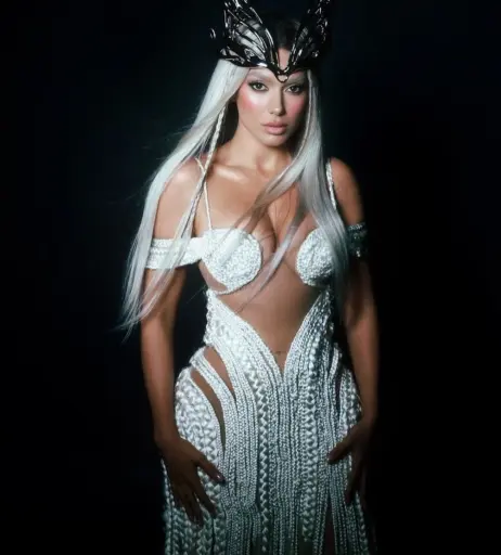 Image 666920 from Elvana gjata