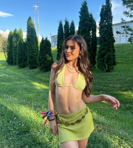 Image 665472 from Gibson Sisters