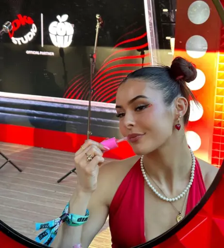 Image 665154 from Gibson Sisters