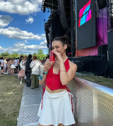 Image 665123 from Gibson Sisters