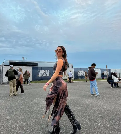 Image 662960 from Gibson Sisters