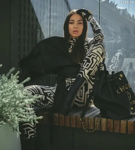 Image 660382 from Elvana gjata