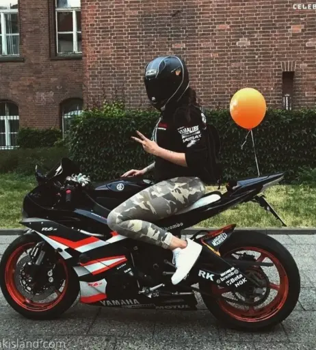 Image 672652 from Knatternatter