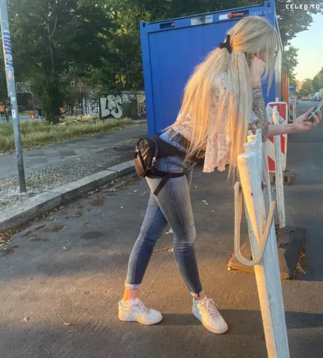 Image 672104 from Knatternatter