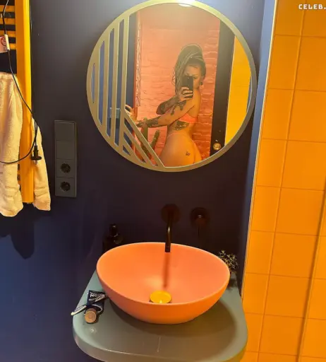 Image 672100 from Roxy_Wayne