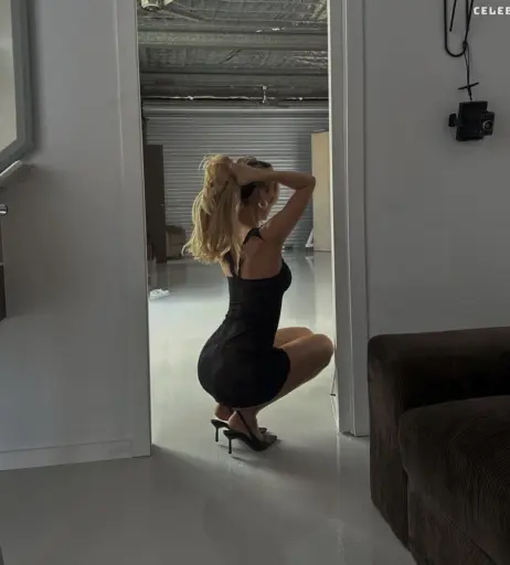 Image 672304 from Annelisewestt