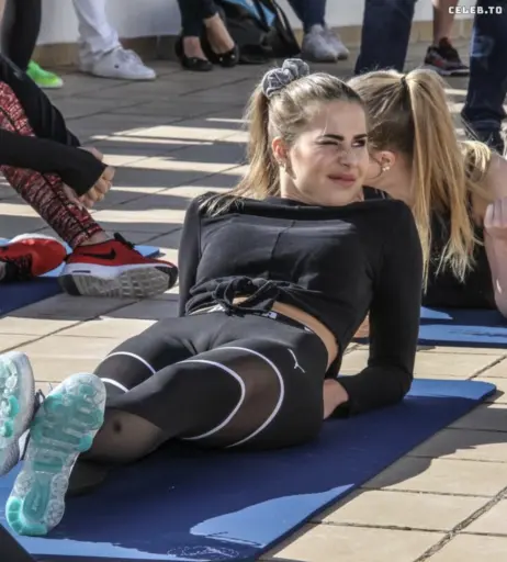 Image 672849 from Anahita Rehbein