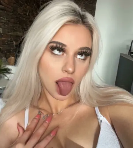 Image 607325 from cheyennenauert