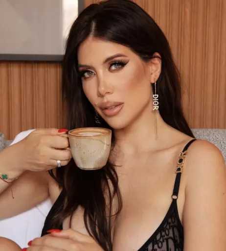 Image 606731 from Wanda Nara