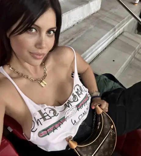 Image 606120 from Wanda Nara