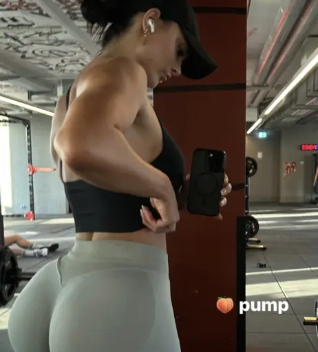 Image 606239 from Lisa del Piero