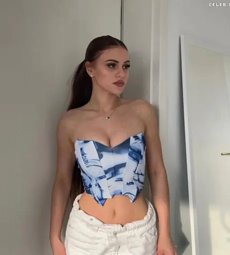 Image 600353 from cheyennenauert