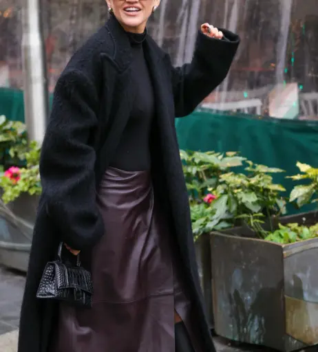 Image 5186023 from Ashley Roberts