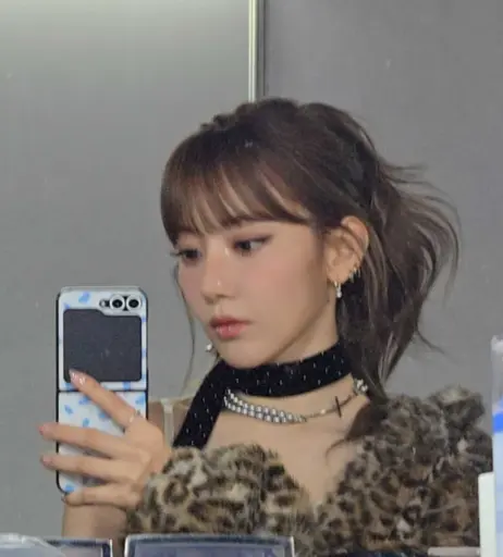 Image 5174038 from Sakura Miyawaki 宮脇 咲良 | LESSERAFIM