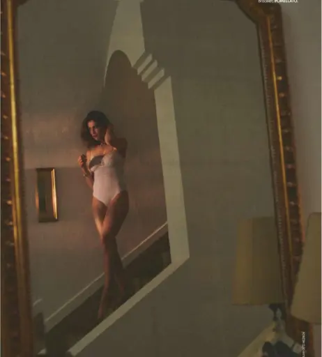 Image 5150388 from Laetitia Casta