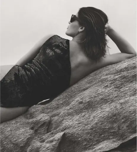 Image 5150280 from Laetitia Casta