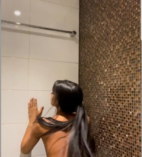 Image 512505 from carlotta.bnk