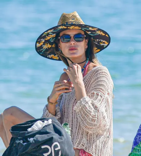 Image 5102481 from Alessandra Ambrosio