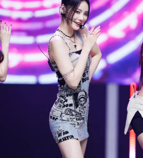 Image 5276267 from Odd Eye Circle (ARTMS / LOONA)