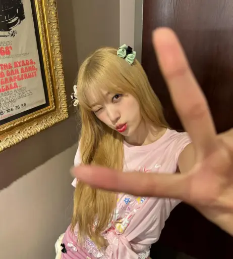 Image 5277618 from Odd Eye Circle (ARTMS / LOONA)