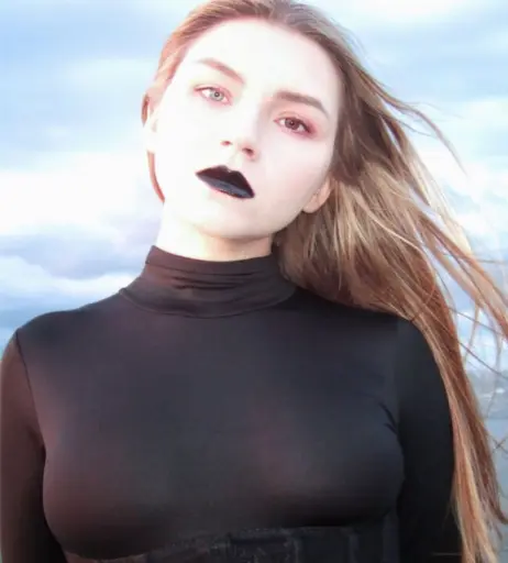 Image 5273240 from Anastasia Kreslina (IC3PEAK)