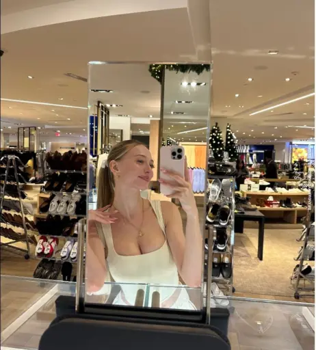 Image 527857 from Sophia Diamond