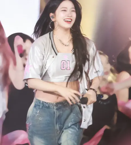 Image 5278350 from An Yujin 안유진 | YUJIN