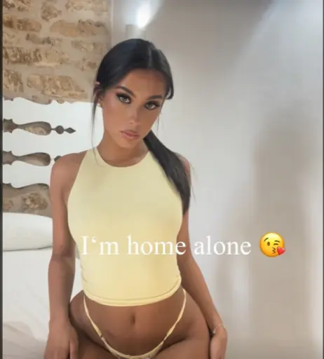 Image 526199 from carlotta.bnk