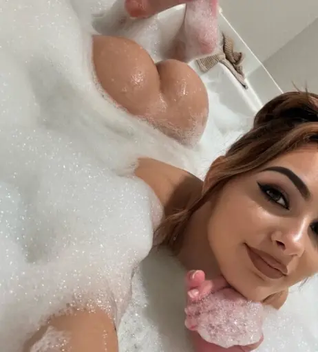 Image 52697 from Lu2Hot