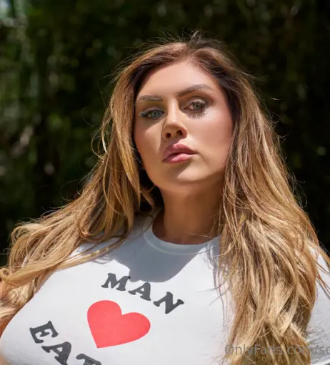 Image 525399 from Sophiesselfies