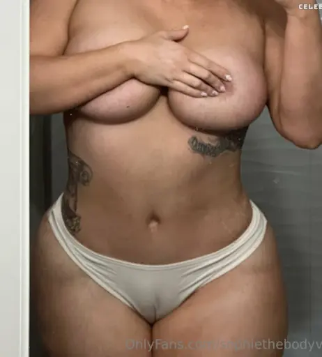 Image 521441 from Sophiesselfies