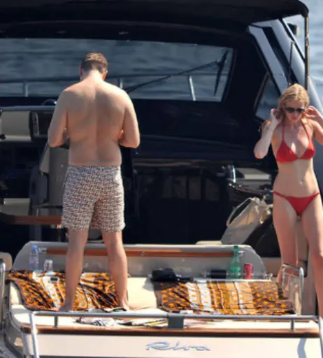 Image 5340030 from Lara Stone