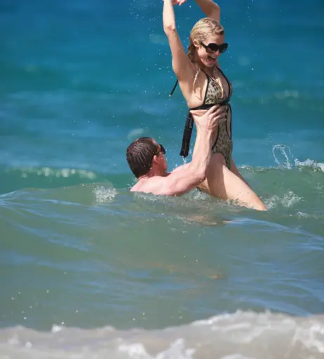 Image 5332389 from Paris Hilton