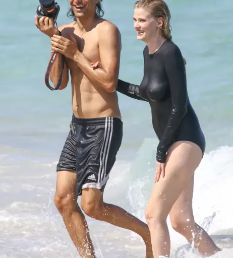 Image 5339966 from Lara Stone