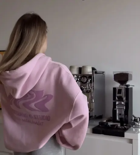 Image 5328606 from Lea Peach