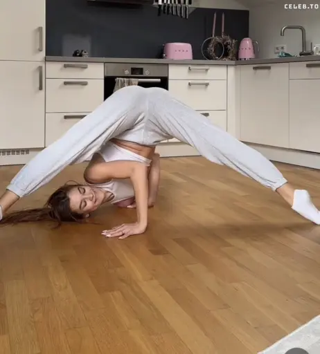 Image 589921 from Stinalex