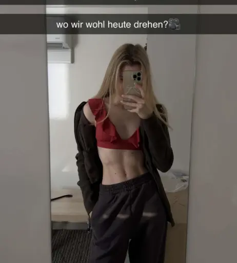 Image 588619 from Lea Peach