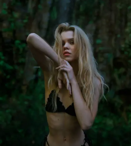 Image 588183 from Lea Peach