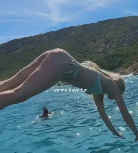 Image 588124 from celinealbar