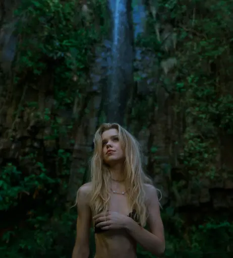 Image 588195 from Lea Peach