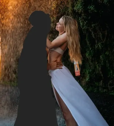 Image 588086 from Lea Peach