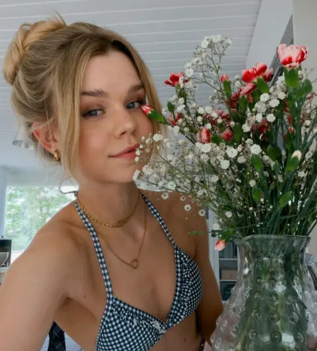 Image 588801 from Lea Peach