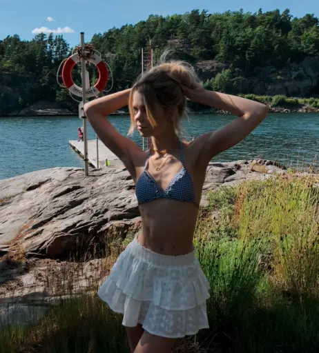 Image 587007 from Lea Peach